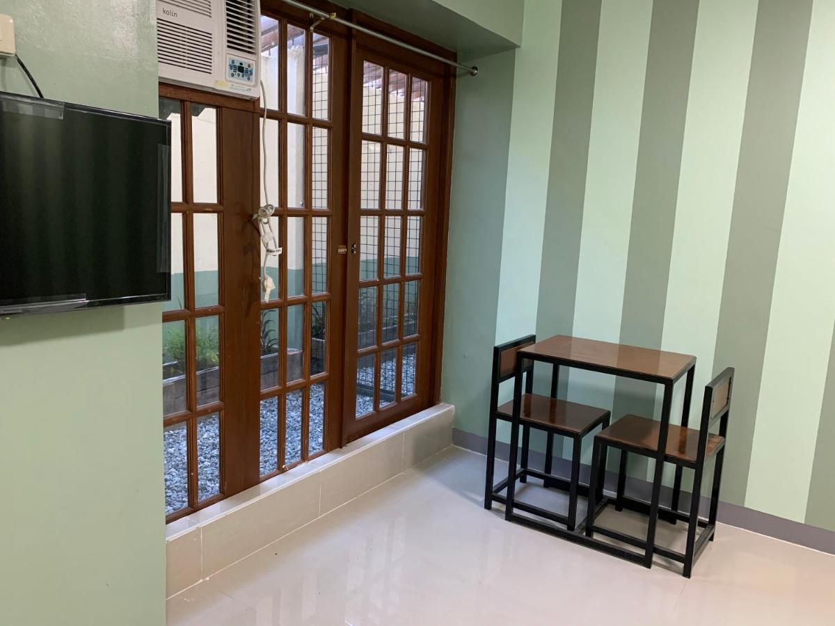 Beinte Singko De Marso Apartments Candon Екстериор снимка