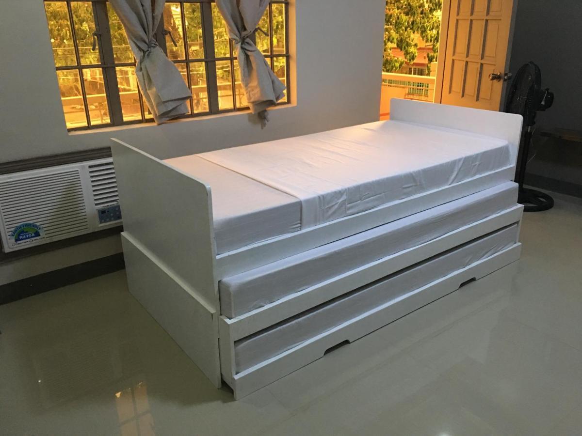 Beinte Singko De Marso Apartments Candon Екстериор снимка